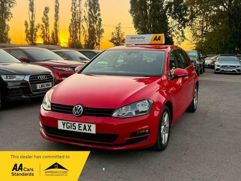 2015 Volkswagen Golf 1.6 TDI BlueMotion Tech Match DSG Euro 5 (s/s) 5dr photo 4