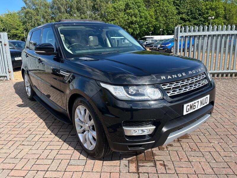 Land Rover Range Rover Sport view 3