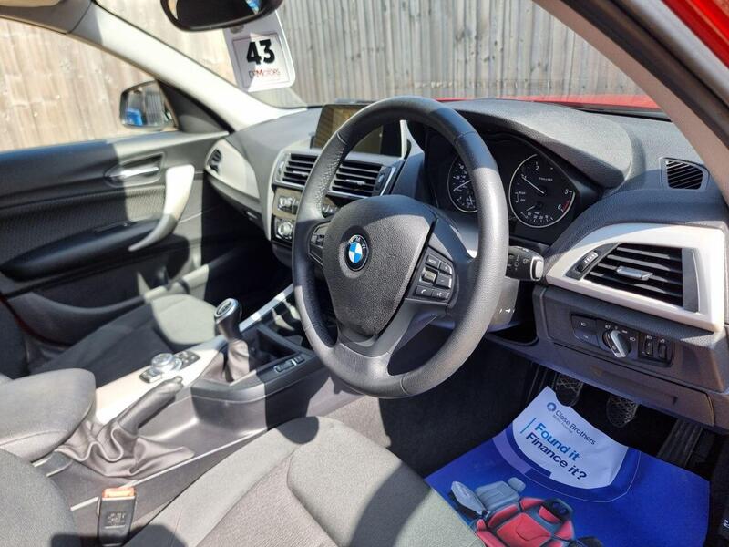 BMW 1 Series view 2