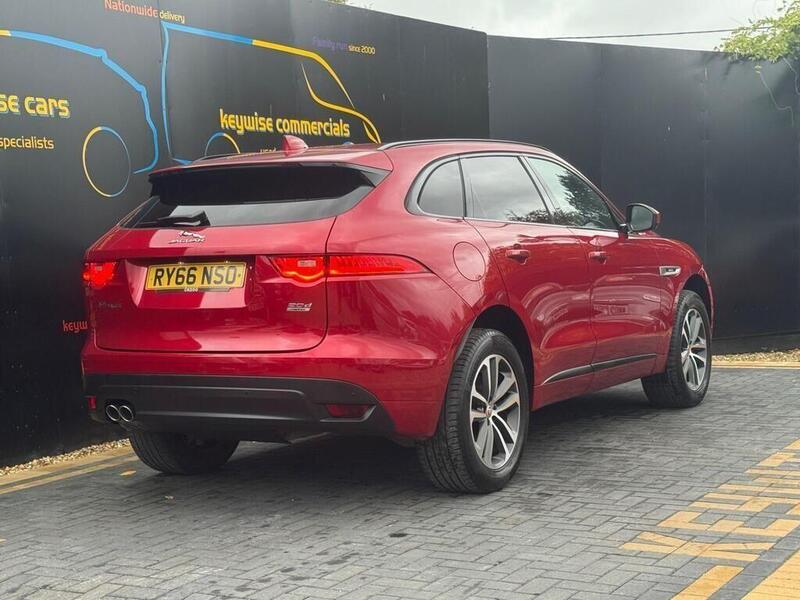 Jaguar F-Pace view 5