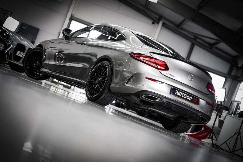 Mercedes-Benz C-Class view 6