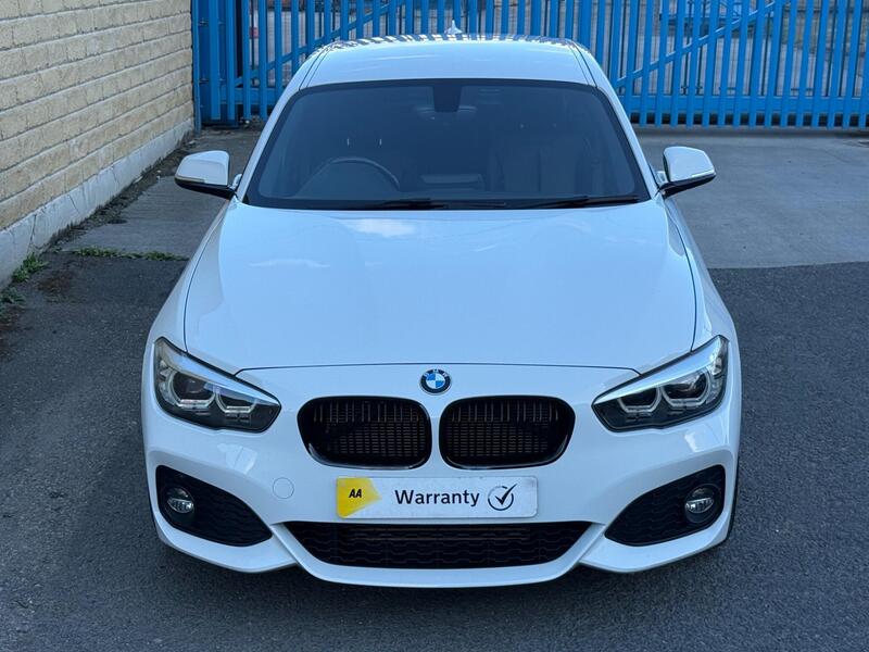 BMW 1 Series view 5