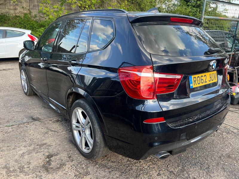 BMW X3 view 5