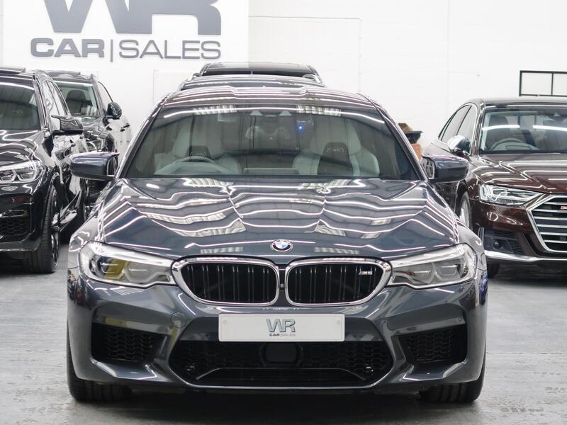 BMW M5 view 2