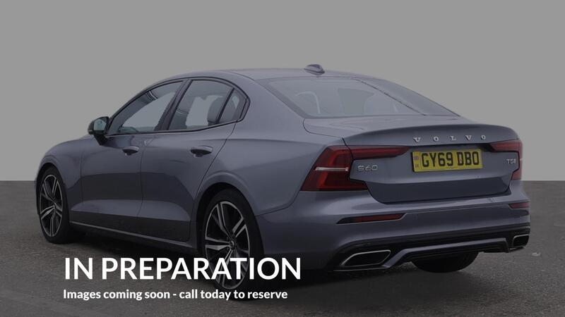 Volvo S60 view 3
