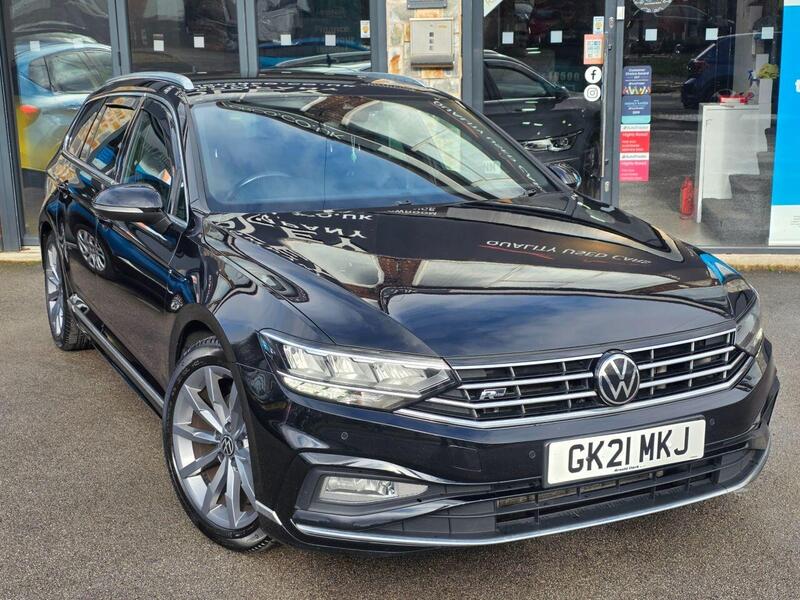 Volkswagen Passat view 4