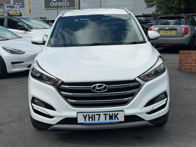 Hyundai Tucson view 2