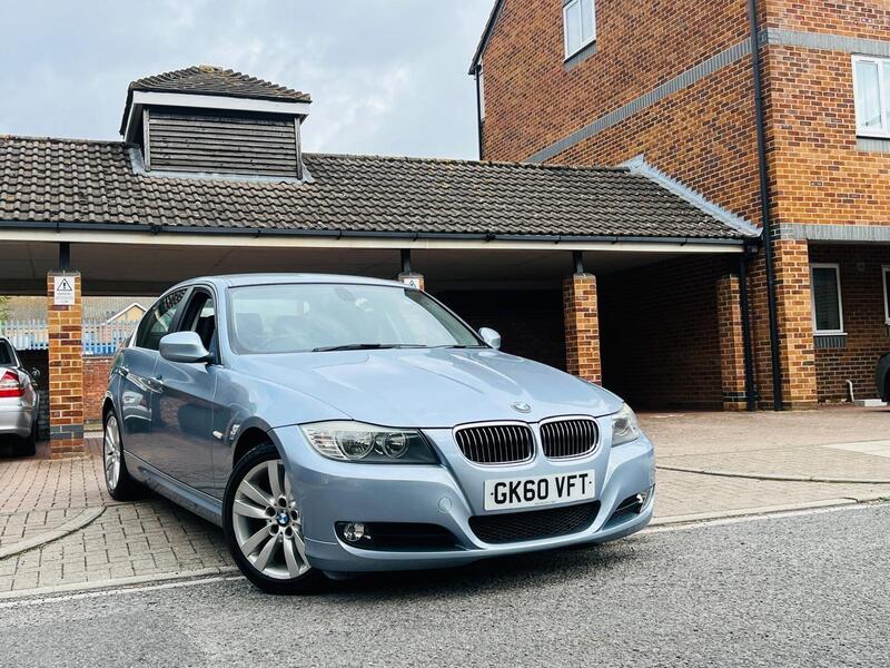 BMW 3 Series view 10