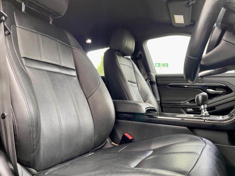 Land Rover Range Rover Evoque view 6