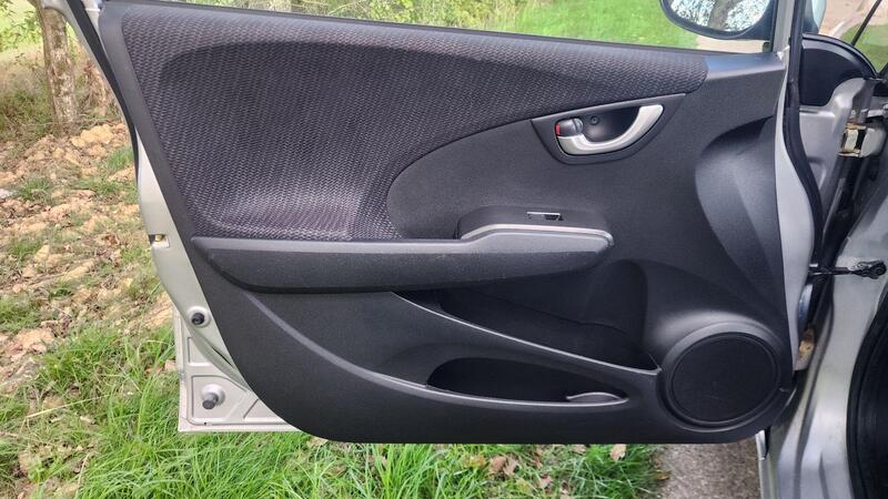 2015 Honda Jazz — photo 52