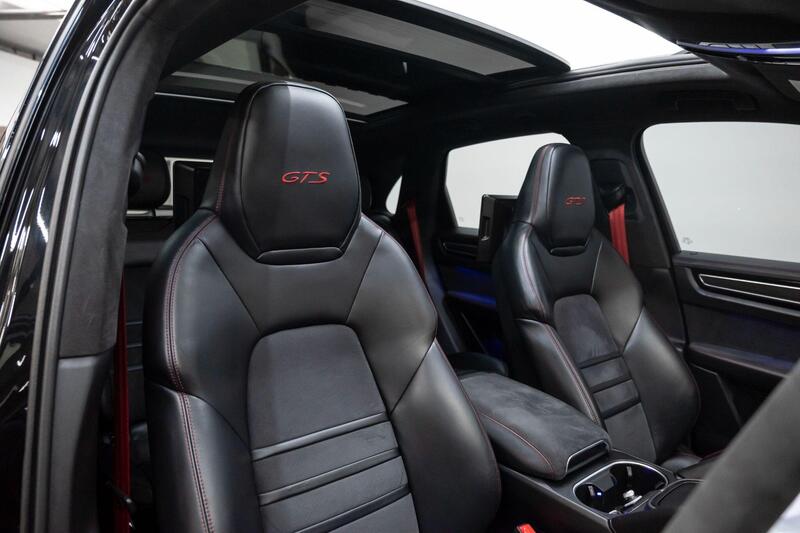 Porsche Cayenne view 2