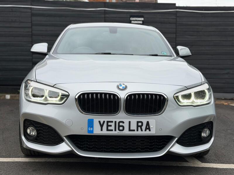 BMW 1 Series view 6