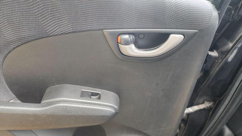 2010 Honda Jazz — photo 50