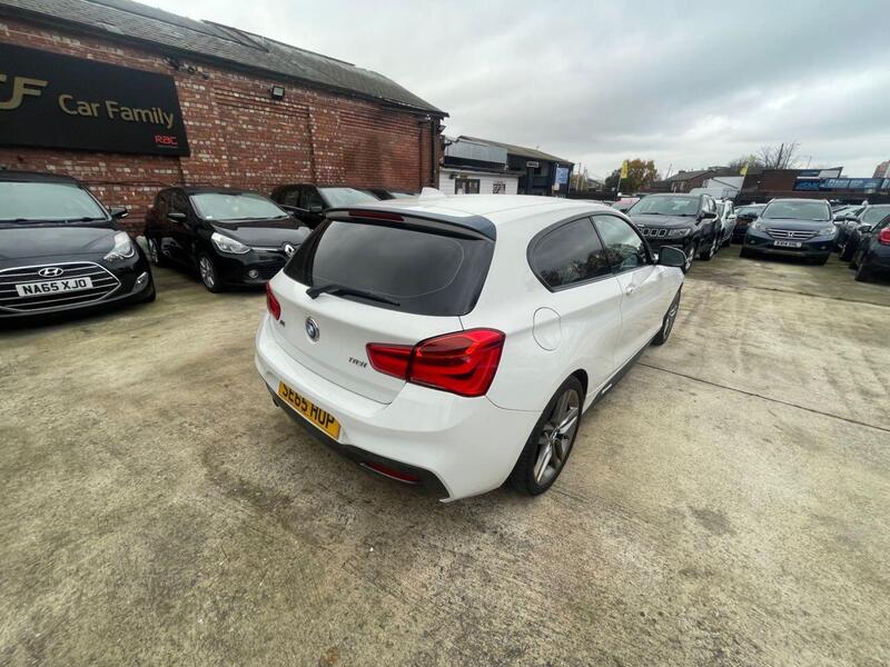 BMW 1 Series view 13