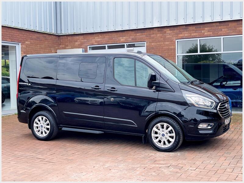 Ford Tourneo Custom view 19