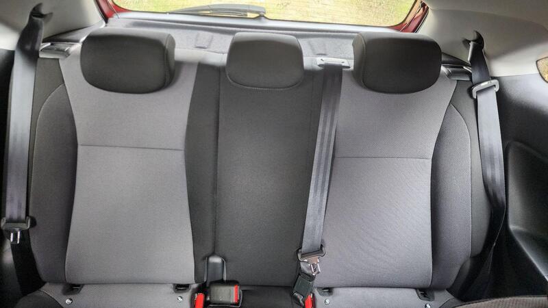 2015 Hyundai i20 — photo 16