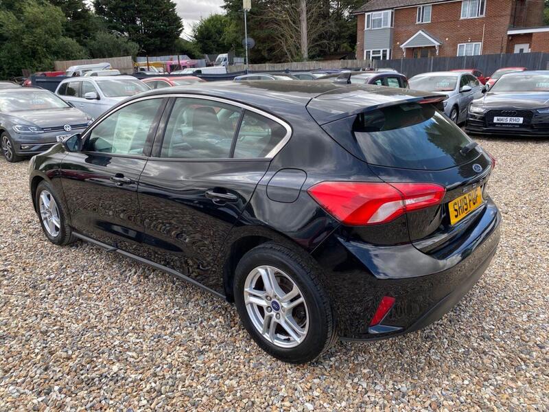 Ford Focus view 7