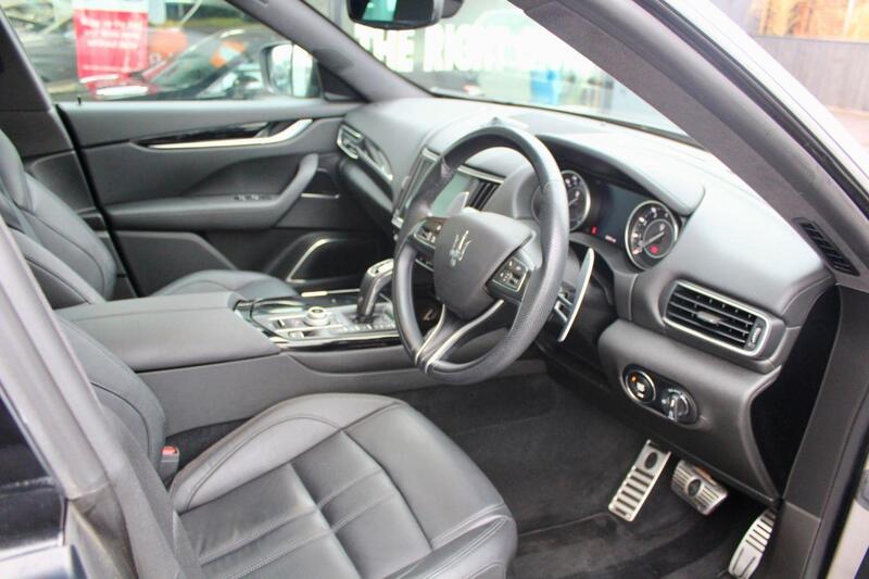 Maserati Levante view 3