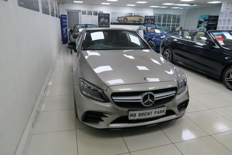 Mercedes-Benz C Class view 4