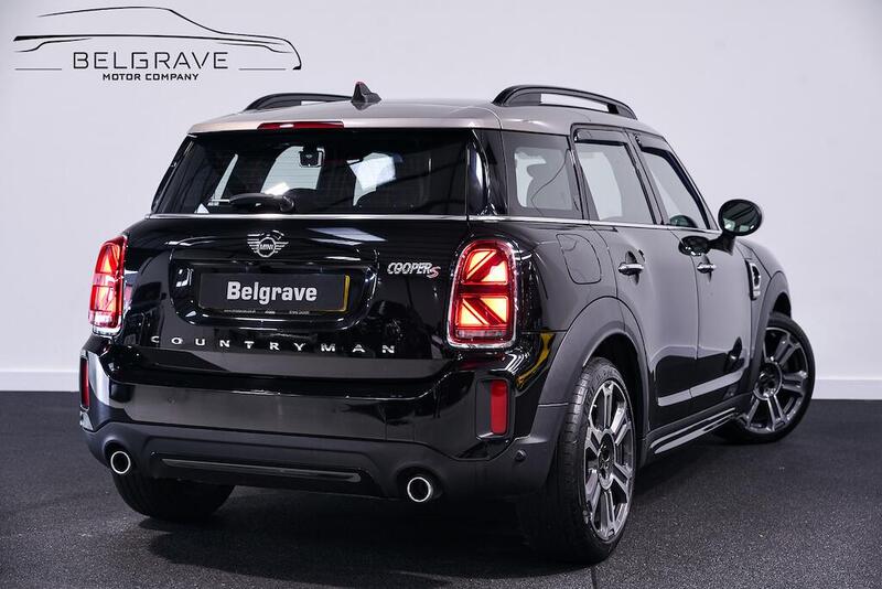 Mini Countryman view 3