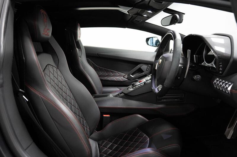 Lamborghini Aventador view 7