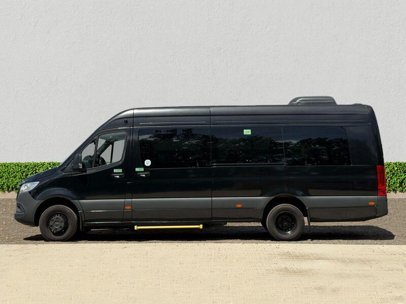 Mercedes-Benz Sprinter view 5