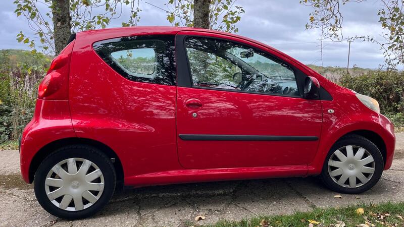 2009 Peugeot 107 — photo 12