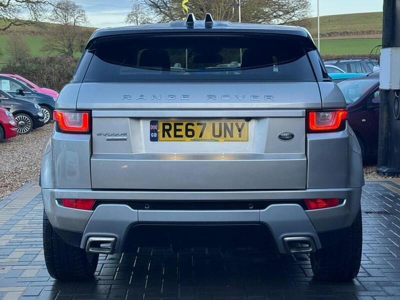 Land Rover Range Rover Evoque view 4