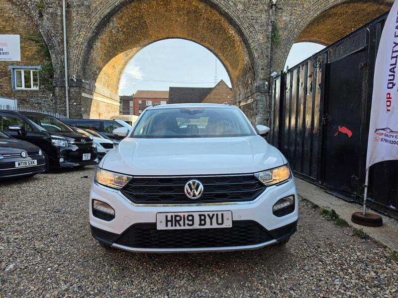 Volkswagen T-Roc 1.0 TSI SE Euro 6 (s/s) 5dr view 2