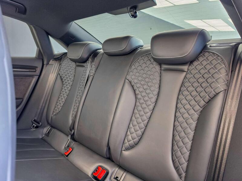 Audi Audi RS3 view 4