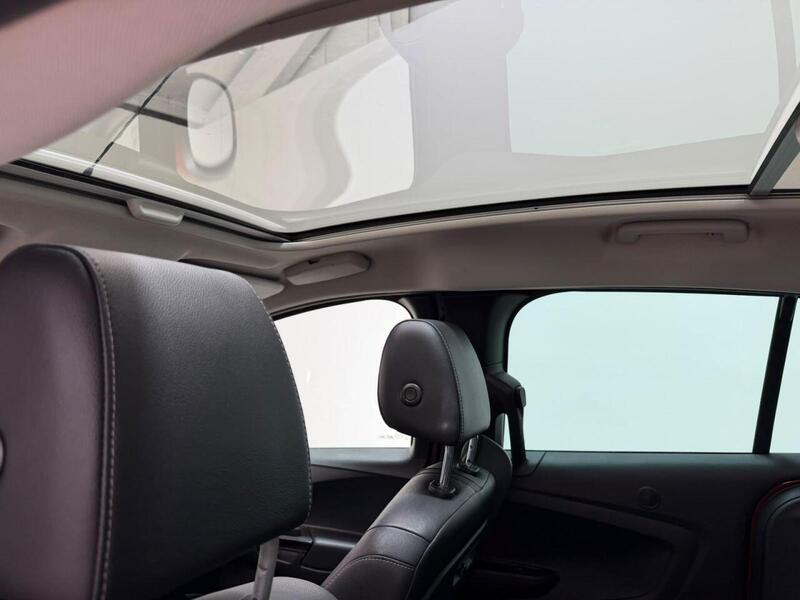 Ford B-Max view 5