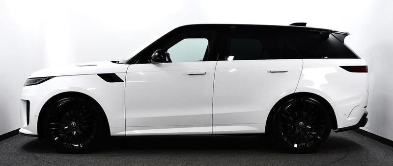 Land Rover Range Rover Sport view 4