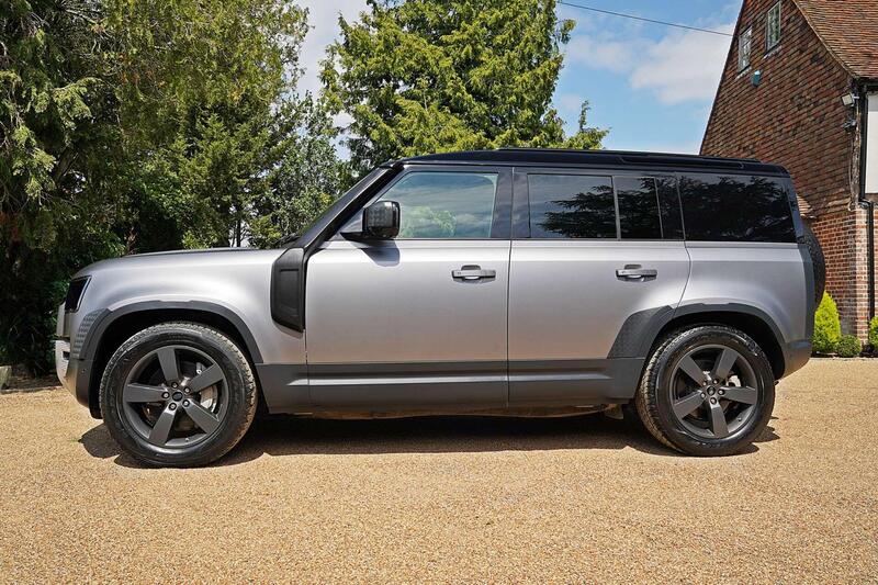Land Rover Defender 110 view 2