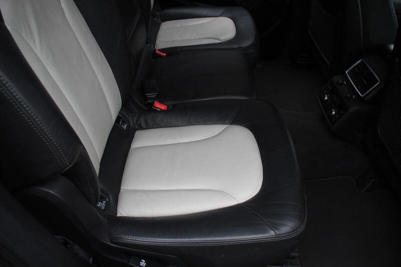 Audi Q7 view 28