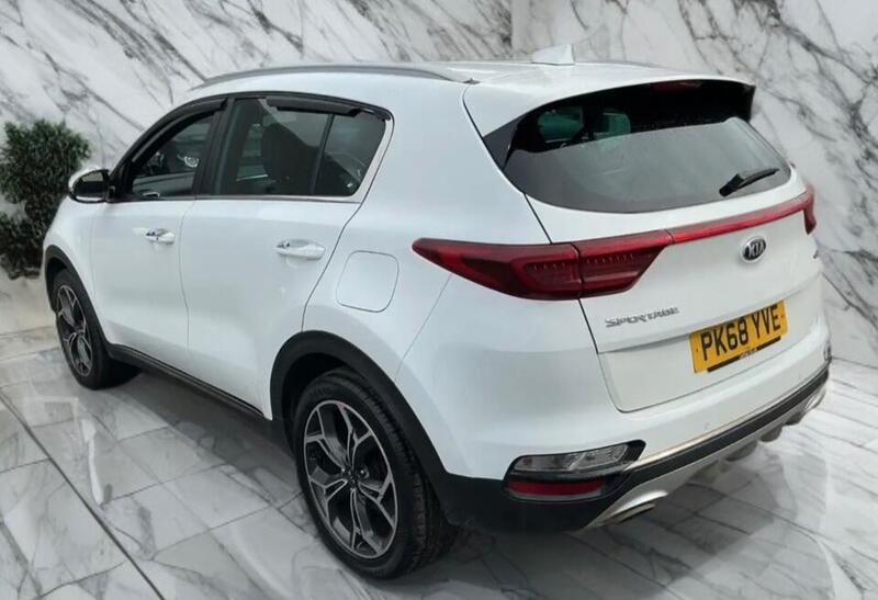 Kia Sportage view 2