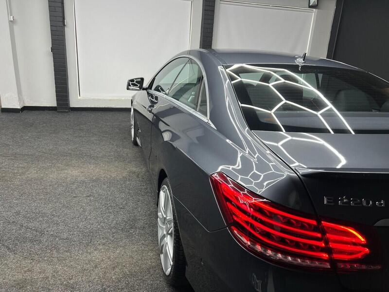 Mercedes-Benz E Class view 6