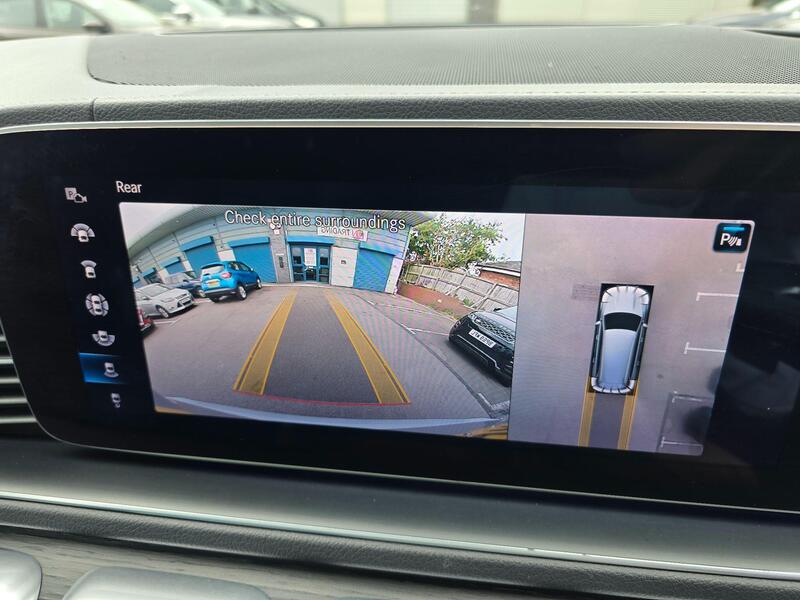Mercedes-Benz GLS view 5