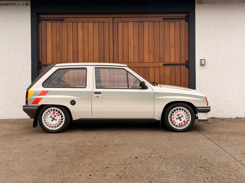 Vauxhall Nova view 7