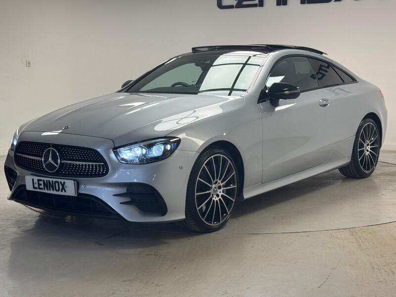 Mercedes-Benz E Class view 3