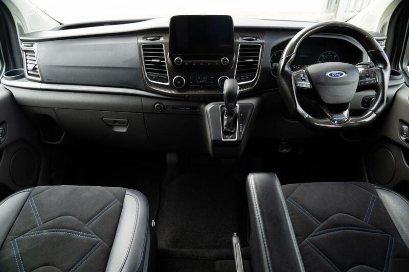 Ford Transit Custom view 2