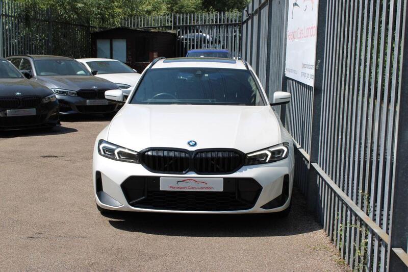 BMW 3 Series view 5