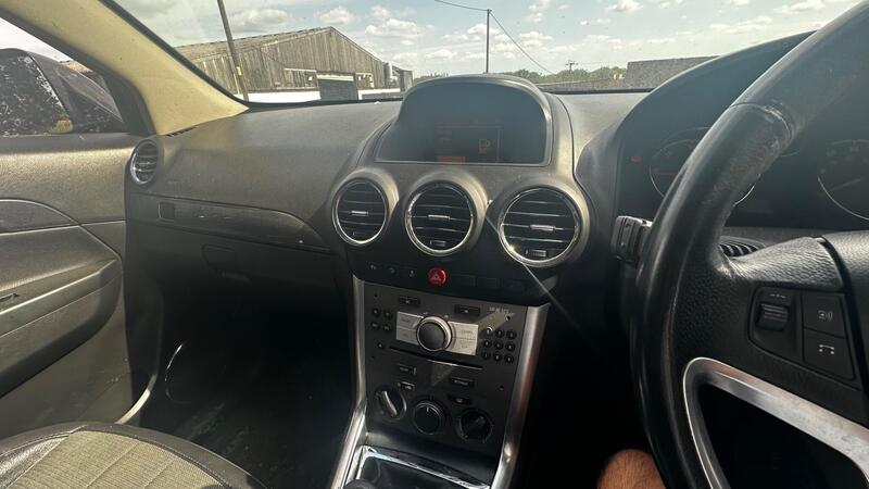 2012 Vauxhall Antara — photo 7