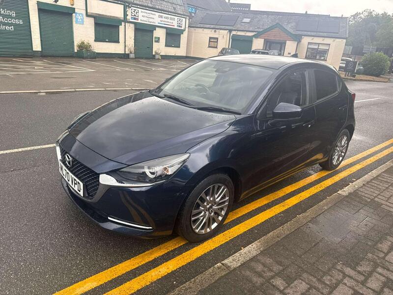 Mazda Mazda2 view 2