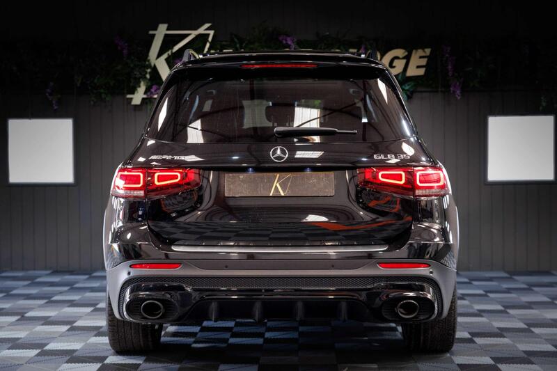 Mercedes-Benz Mercedes-Benz GLB view 7
