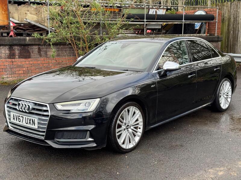 Audi S4 view 2