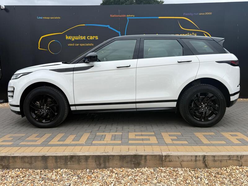 Land Rover Range Rover Evoque view 2