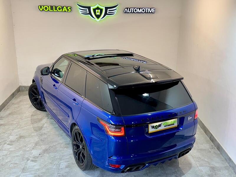 Land Rover Range Rover Sport view 4