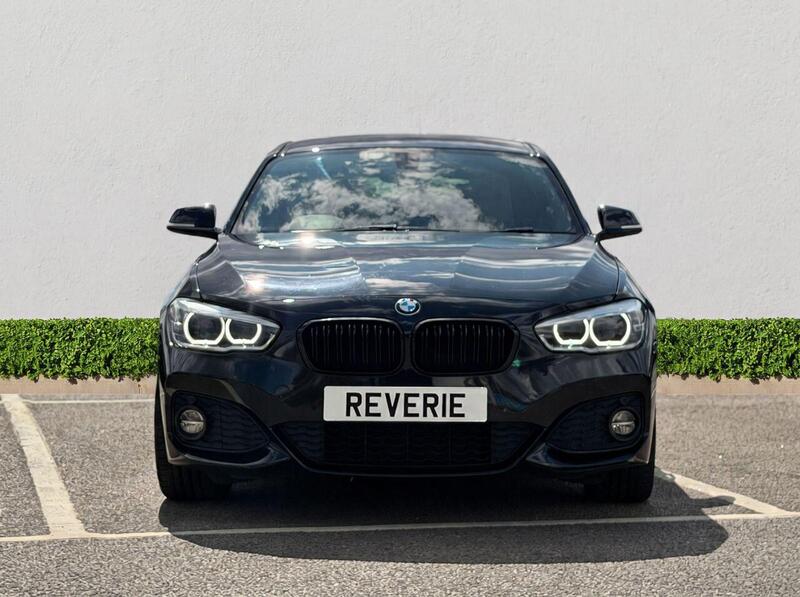 BMW 1 Series view 2