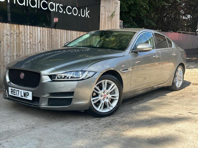 Jaguar Xe view 6