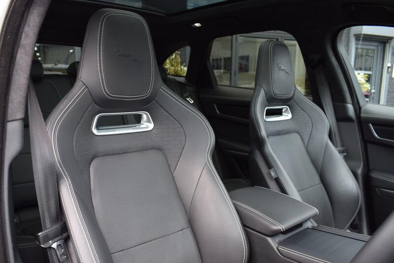 Jaguar F-Pace view 7